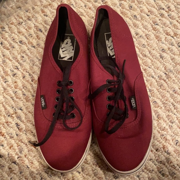 Vans - Picture 3 of 8